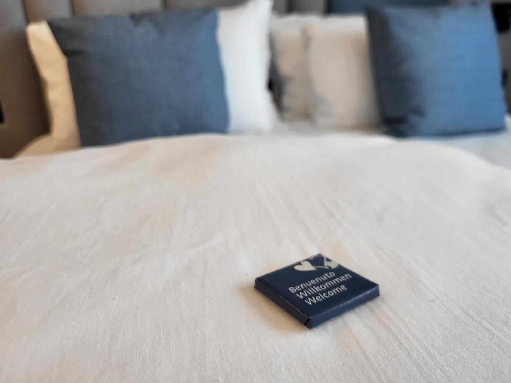 Attilio High Living Suites - Adults Only 토리델베나코 객실 사진