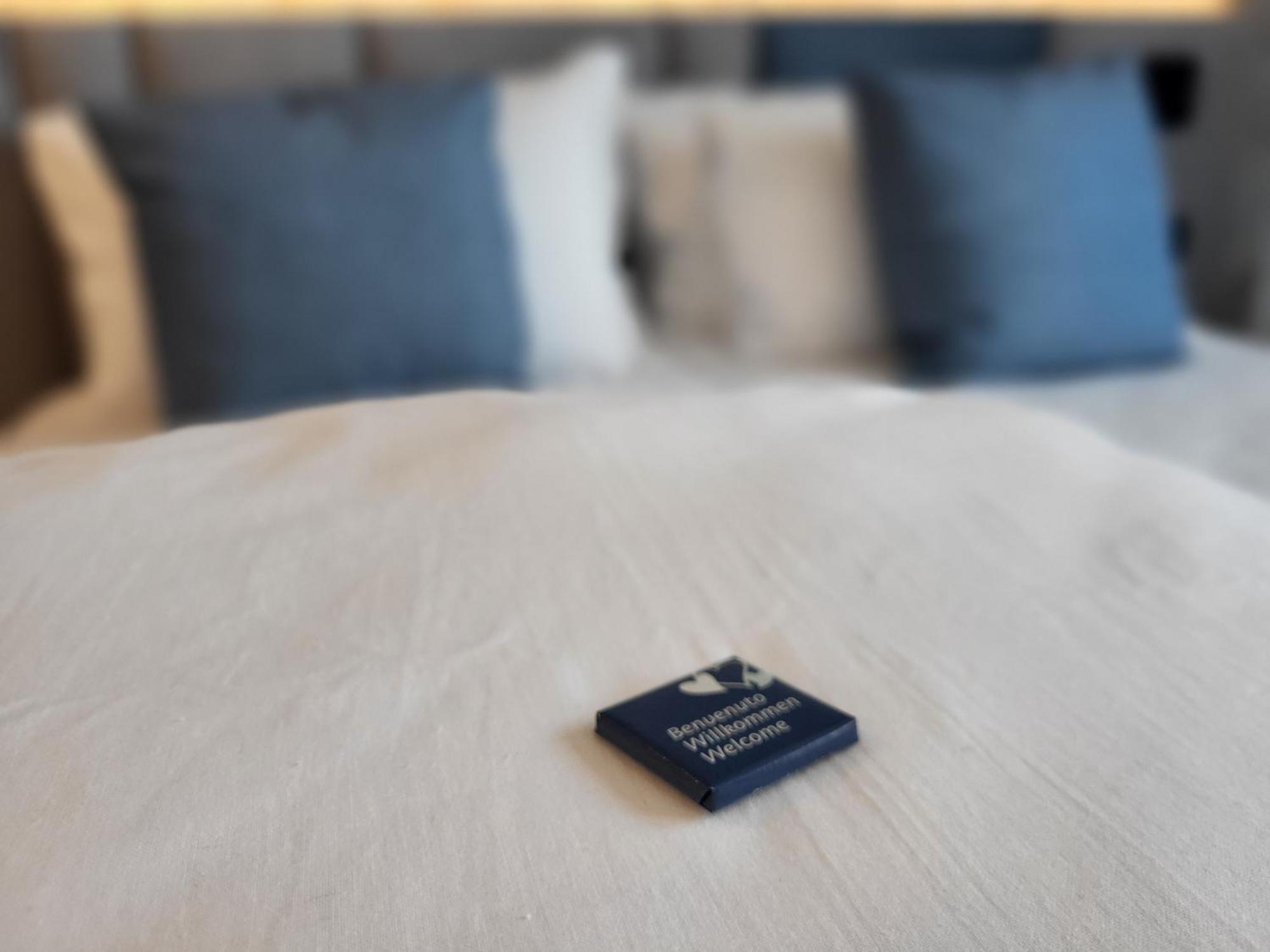 Attilio High Living Suites - Adults Only 토리델베나코 객실 사진
