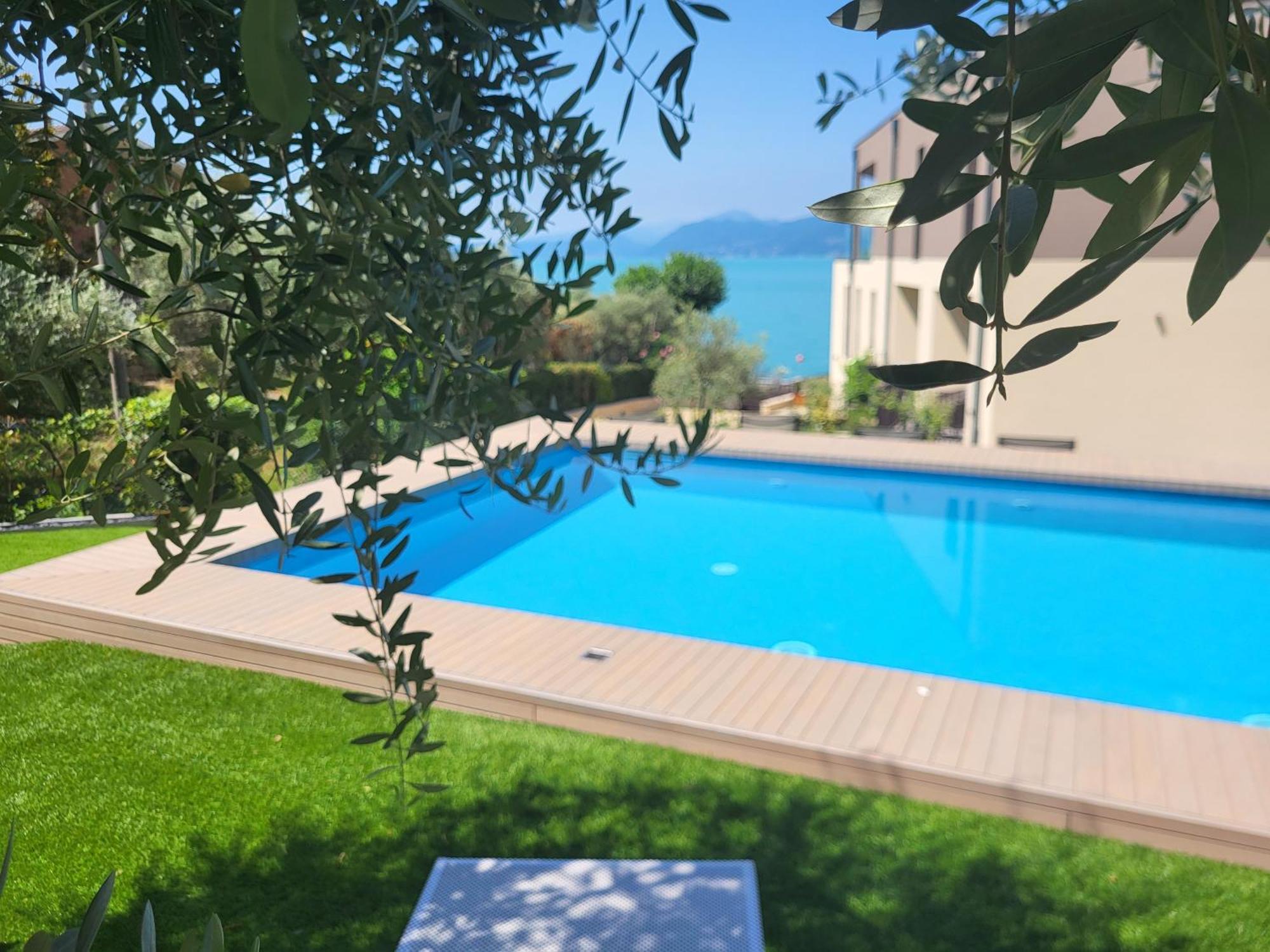 Attilio High Living Suites - Adults Only 토리델베나코 외부 사진